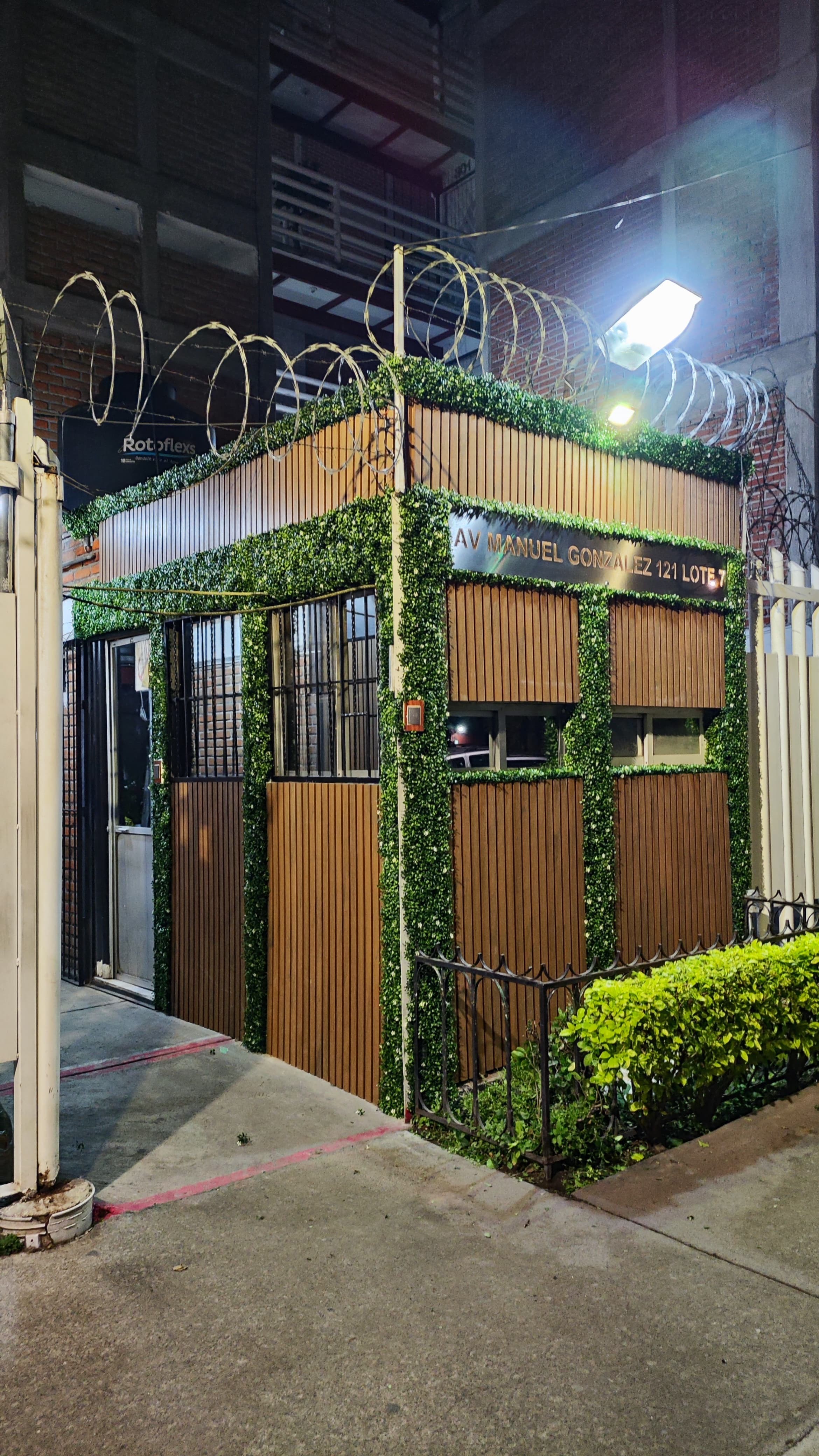Instalación de Lambrín Exterior (Fachada) en CDMX y Edo. Méx.