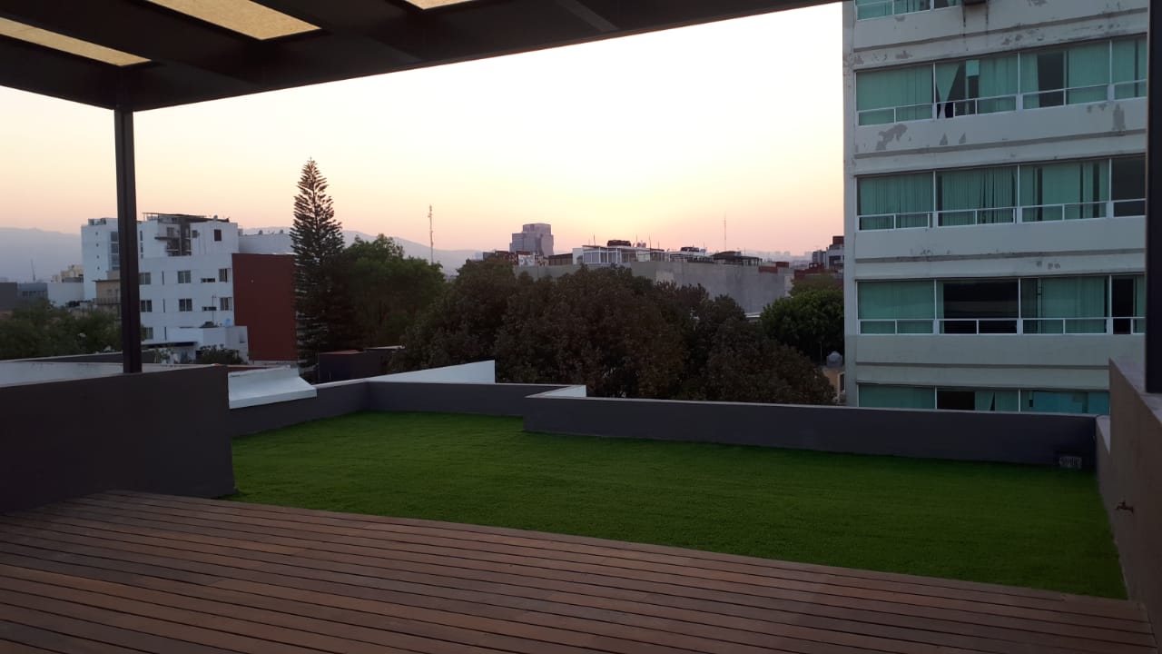 Instalación de pasto sintético en CDMX y Edo. Méx.
